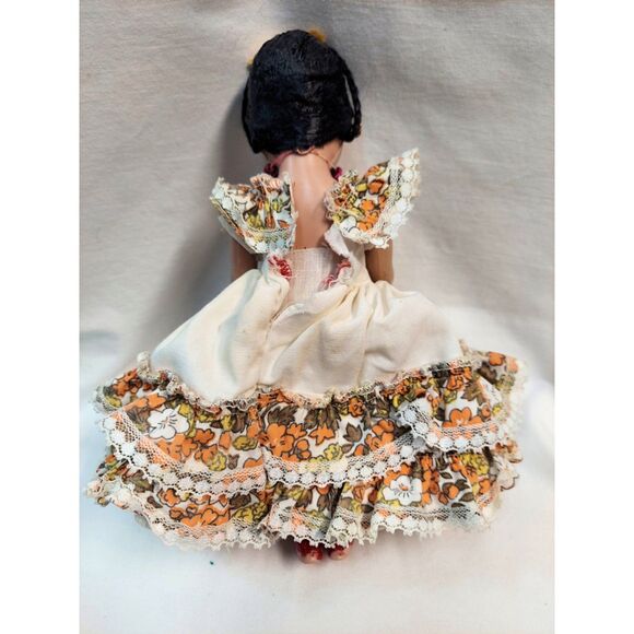 Vintage Latina Doll with Beautiful Dress hispanic spanish 9.5 in. Moveable Arms - Picture 3 of 5